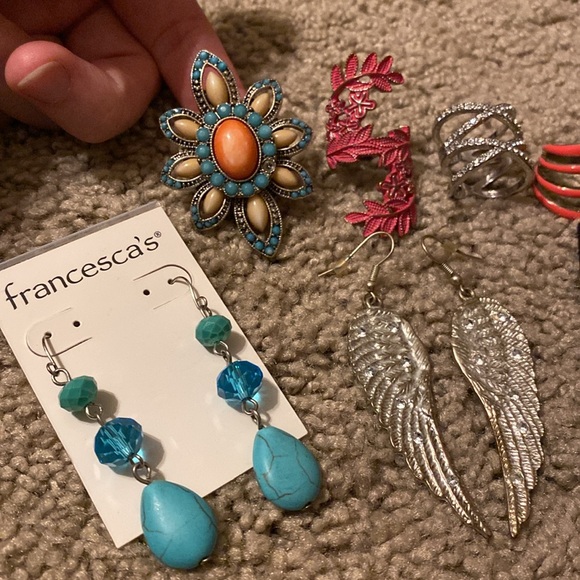 Mixed Bundle of Fashion Jewelry Sz 6.5/7 rings - Picture 2 of 5